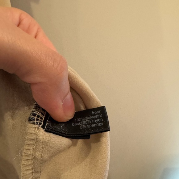 The Limited Tan Short Sleeve Top! - Picture 7 of 7